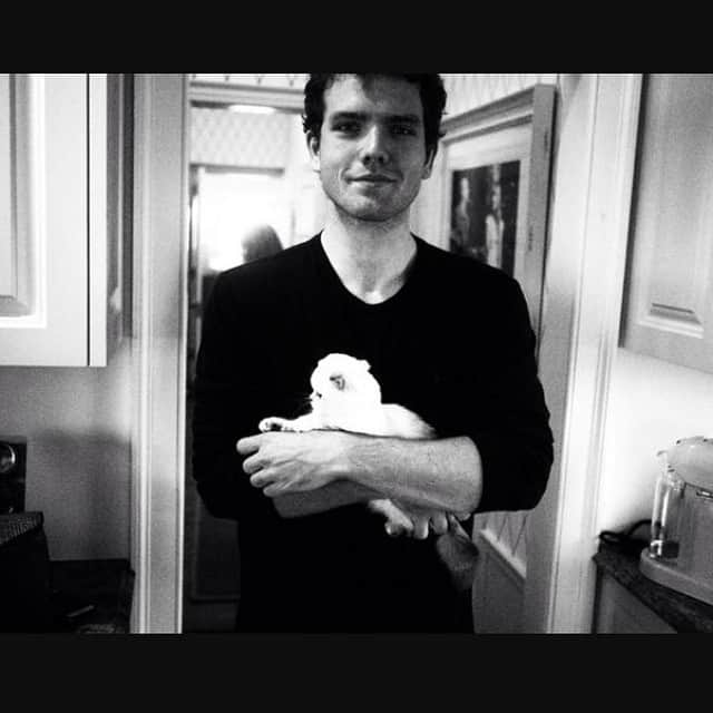 のインスタグラム：「Austin Swift is making me feel like a princess.」