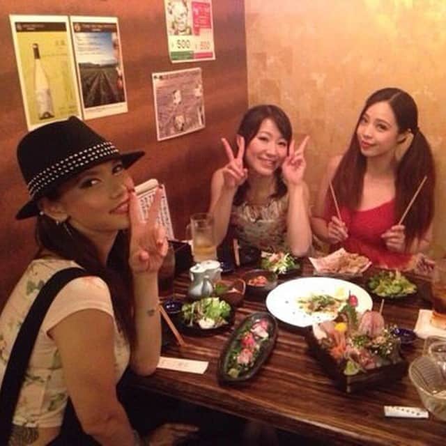 小澤マリアのインスタグラム：「Had nice dinner with friends 💗 超楽しかった（＾∇＾）」