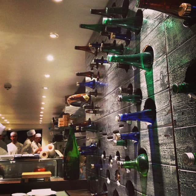 RENAさんのインスタグラム写真 - (RENAInstagram)「ロンドンでのオシャレな和食屋さんでディナー:)さすがの #nobu #restaurant #London #dinner #feeling #japan #japanese food #stylish restaurant」9月12日 12時33分 - rena_india