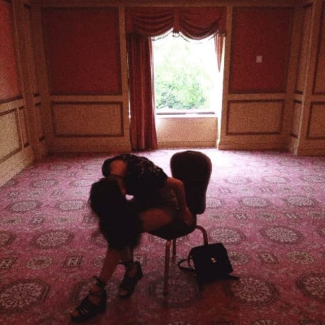 のインスタグラム：「👯」