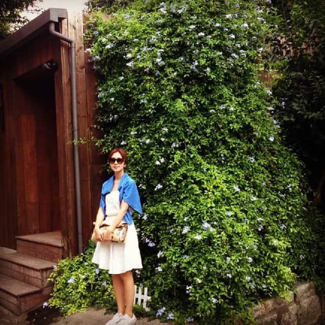 笛木優子のインスタグラム：「今日は雨ですね、、、☔️」
