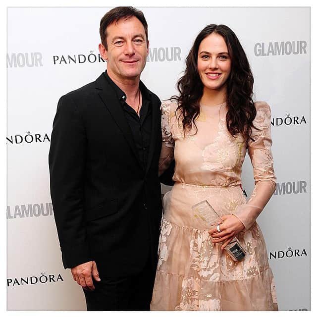 ジェシカ・ブラウン・フィンドレイのインスタグラム：「Is that the guy that plays Lucius Malfoy on the left?」