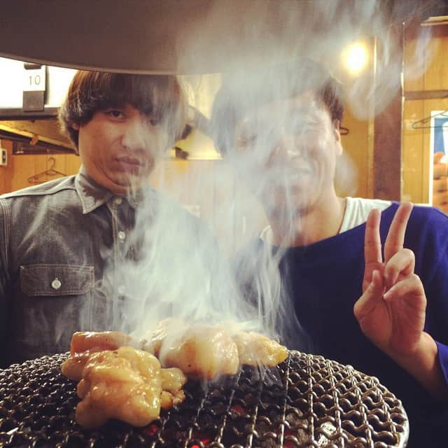 あべこうじさんのインスタグラム写真 - (あべこうじInstagram)「白井と児玉と田町で肉ーーー(o^^o)#あべカメラ #ハッピィ#田町#まさる#チーモン白井#ジューシーズ児玉」10月8日 23時11分 - abe_happy