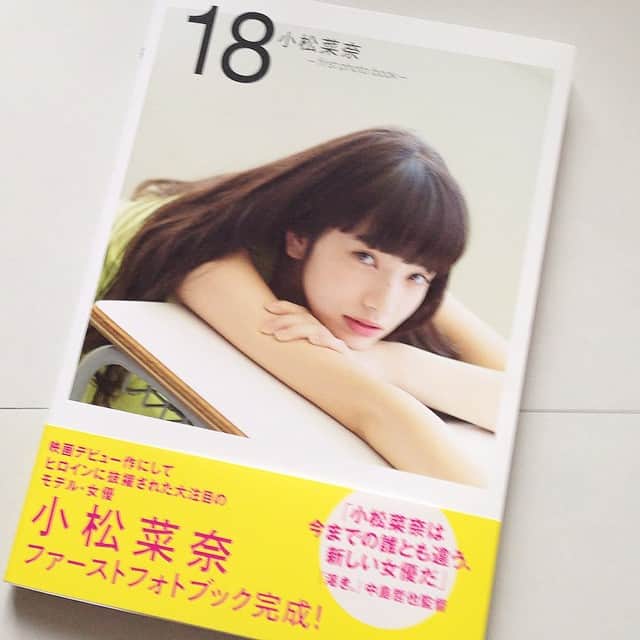 JILLEのインスタグラム：「お待たせしました！今大注目の小松菜奈ちゃん初のフォトブックが10月10日発売です‼︎『小松菜奈 first photo book 18』本体1400円（双葉社）是非‼︎」
