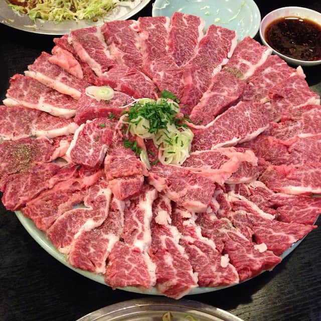 那須川天心さんのインスタグラム写真 - (那須川天心Instagram)「くぅーっ#北京#焼肉#最高」9月30日 20時06分 - tenshin.nasukawa