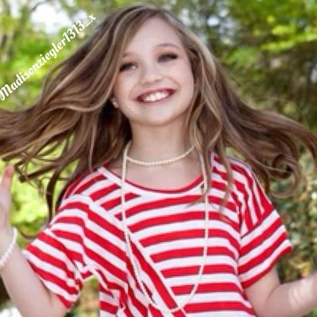 マディー・ジーグラーさんのインスタグラム写真 - (マディー・ジーグラーInstagram)「#maddieziegler #madisonziegler #maddienicoleziegler #madisonnicoleziegler #dance #dancer #dancing #love #like #like4like #spam4spam #follow4follow #dancemoms #dancemoms1 ❤❤❤❤」9月30日 23時43分 - madisonziegler1313_x