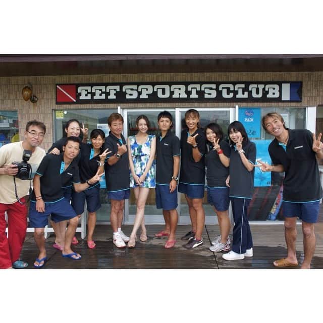 日下部ゆいこさんのインスタグラム写真 - (日下部ゆいこInstagram)「久米島のイーフスポーツクラブの皆さんと。久米島良かったからまた行きたいなぁ🐠 #ダイビング#沖縄#久米島#sea#love」10月3日 0時45分 - yuiko_kusakabe