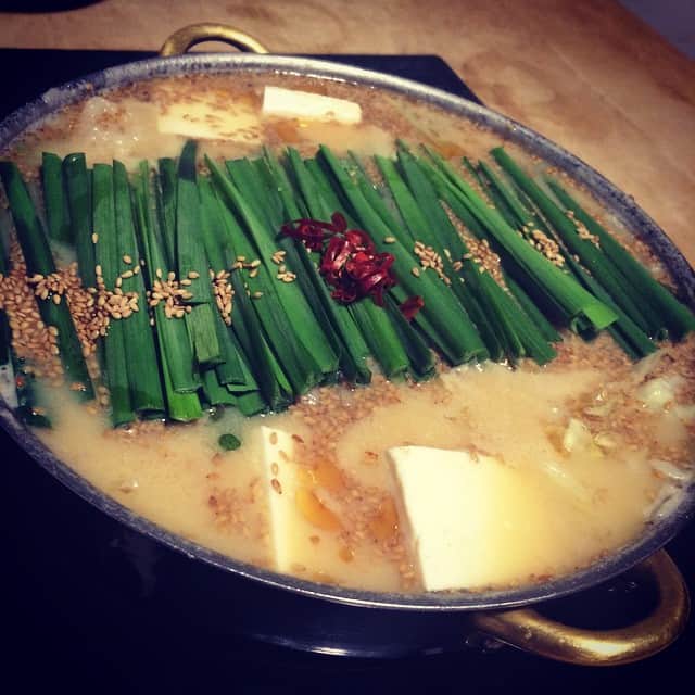 和田颯さんのインスタグラム写真 - (和田颯Instagram)「急遽今日福岡入りしました。 美味しいもつ鍋食べたので 明日も頑張ります(￣^￣)ゞ おやすみなさいー。」10月6日 0時47分 - da_ice_hayate_wada