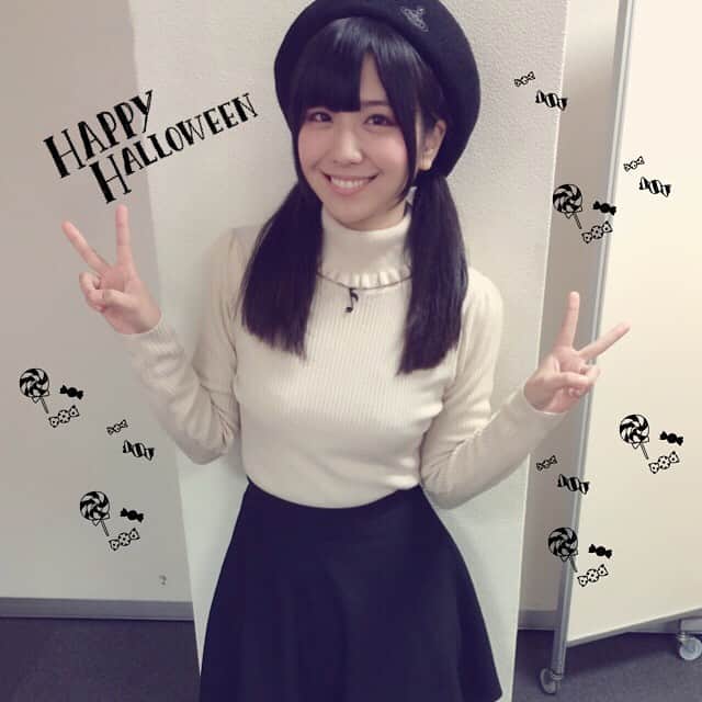 愛美さんのインスタグラム写真 - (愛美Instagram)「今日のお洋服♡襟がお気に入り〜♡」11月2日 0時30分 - aimin_official