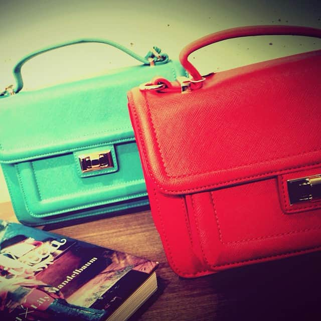 キットソンのインスタグラム：「#kitson #JULIAPARKER #Fashion #fashionable #bag」