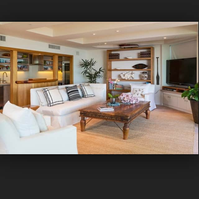 The Fantasy Homesのインスタグラム：「😊」