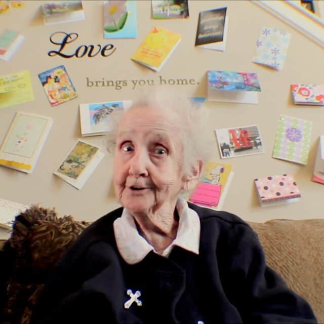 Grandma Bettyのインスタグラム：「A repost for those in need of a #Smile today 😊」