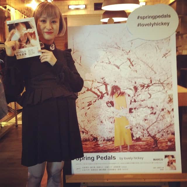 JILLEのインスタグラム：「今日は11/7発売のフォトグラファーMARCOさんの写真集出版記念パーティーです★」