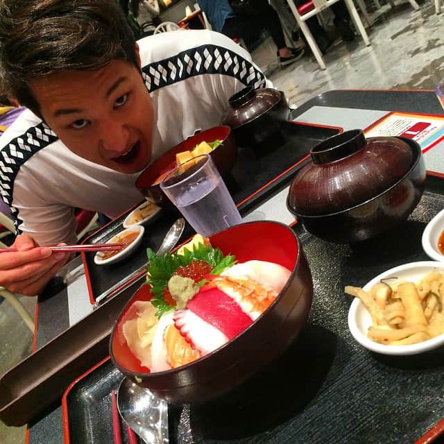 中村克さんのインスタグラム写真 - (中村克Instagram)「出国前に！」11月28日 21時08分 - katsumi.221