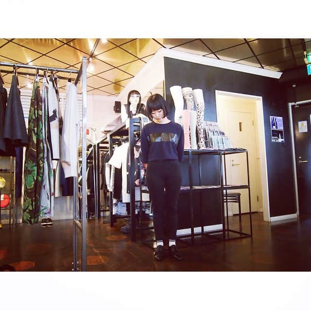 REAL_TOKYO_comのインスタグラム：「【FAKE TOKYO OFFICE STAFF/井澤】 #toga #sister_tokyo #ユニクロ #underground #faketokyo #faketokyocom #realtokyocom #fashionsnap」