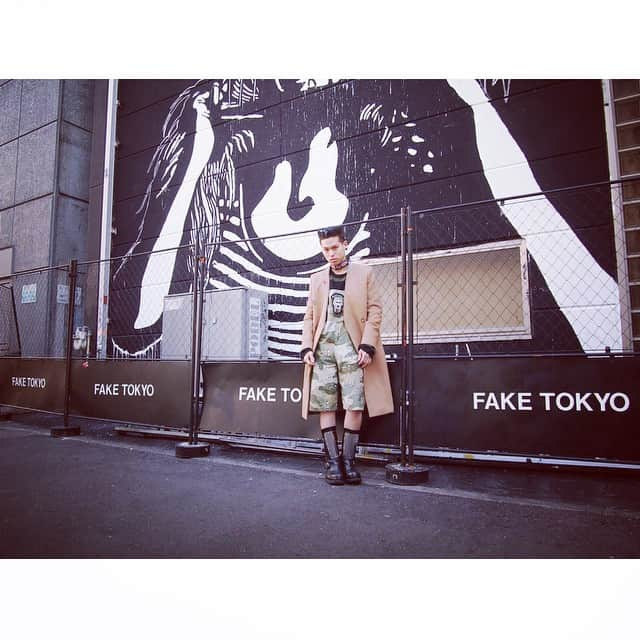 REAL_TOKYO_comのインスタグラム：「【CANDY Shop Staff/MATCHA】 #diy #maisonmartinmargiela #handm #used #underground #realtokyocom #fashionsnap #faketokyo #faketokyocom」