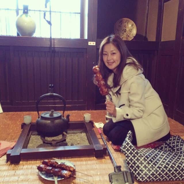笛木優子のインスタグラム：「また食べちゃった💙😁#BYMALENEBIRGER #焼きまんじゅう#バイマレーネビルガー」