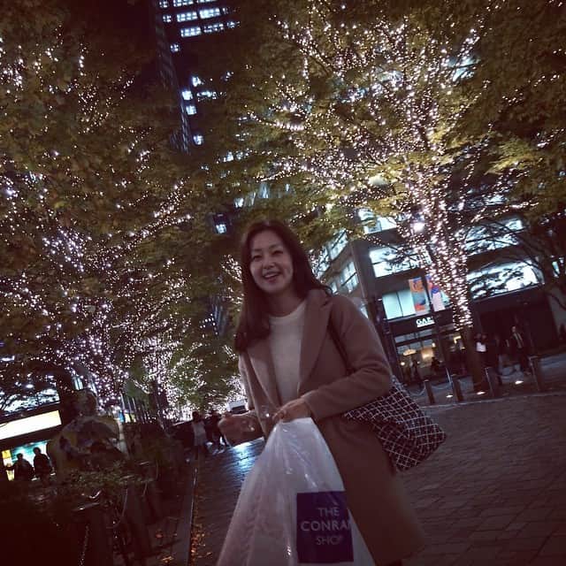 笛木優子のインスタグラム：「イルミネーションちれい😚⭐️🎄🎁🌉」