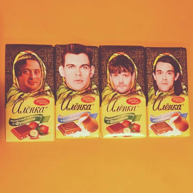 クラクソンズさんのインスタグラム写真 - (クラクソンズInstagram)「St Petersburg!! Thank you for the Klaxons chocolate.  See you tonight for our last show of 2014 🙌❤️🙌」11月30日 22時56分 - klaxonsband