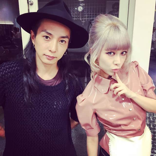 のインスタグラム：「Platinum Blonde Maintenance Miliyah😘 #AtsukoKudo」