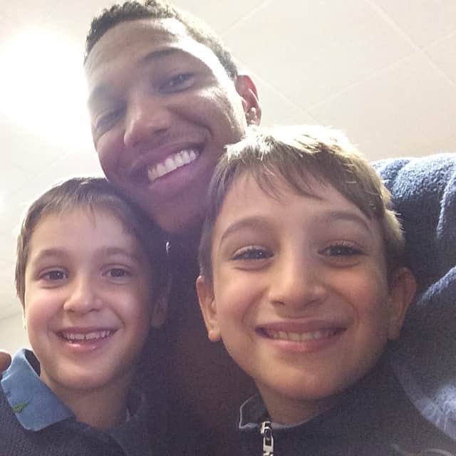 ジョナサン・デ・グズマンのインスタグラム：「Grande amici mio #Antonio e #Andrea」