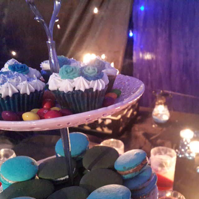 ハヤナのインスタグラム：「#instagood #instafood #blueberry #cheese #cupcakes」