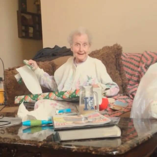 Grandma Bettyのインスタグラム：「I know we've posted this a couple times, but this is very fitting for today.  This Christmas was different than any other christmas I've experienced.. Going to family dinners and opening presents without Grandma was probably one of the hardest things I've done. It's hard. It's hard to fight back the tears when you're reminded that she's not here. We miss her, and it's hard to get past that this holiday season.  Remind yourself to #Smile and #BeHappy just as we do everyday, because that's what Grandma would want. Merry Christmas & Happy Holidays to everyone!」