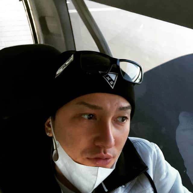 のインスタグラム：「Gooooood morning B&G&L&G！  #issa #dapump #sing #rap #dance #music #live #maihama #amphitheater #okinawa #kozacity #expelgang #mylife #workhard #gohard」