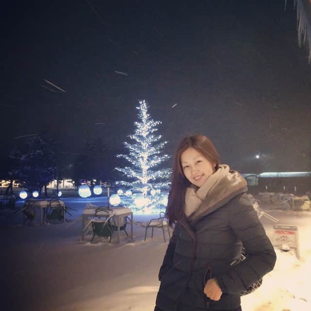 笛木優子のインスタグラム：「みなさま、あともう少しで2014も終わり。 あっという間ですね。 いつも関心を持っていただき、ありがとうございます。 感謝の気持ちでいっぱいです。 あと少しですが、良い年越しを。。。😊」