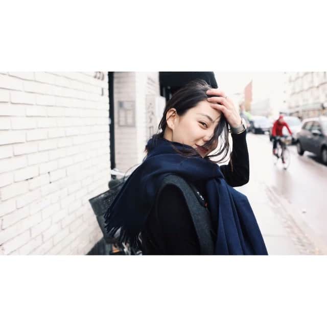 Oliviaのインスタグラム：「Happy New Year to my dear ALL😘💫💫」