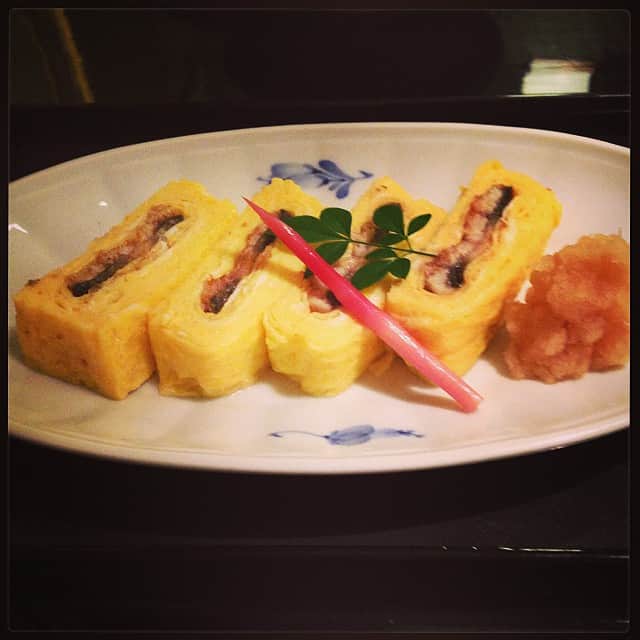 のインスタグラム：「鯛茶漬けの前に鰻巻きも。必須です。」
