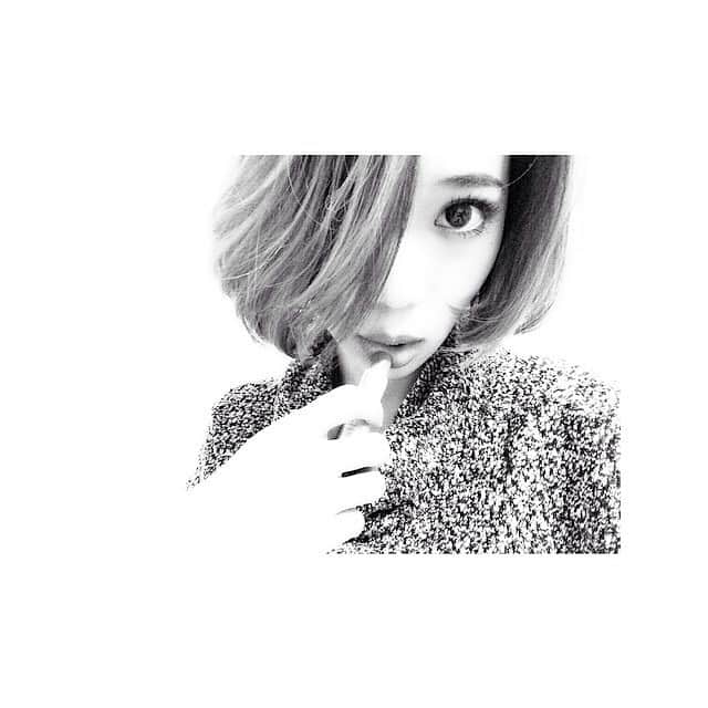 EMODA COSMETICSのインスタグラム：「make up artist/bloggerKANAのONE SHOT. 彼女のブログではメイク提案はもちろん、トレンドファッションに合わせたコスメも提案しています。 是非checkを！」
