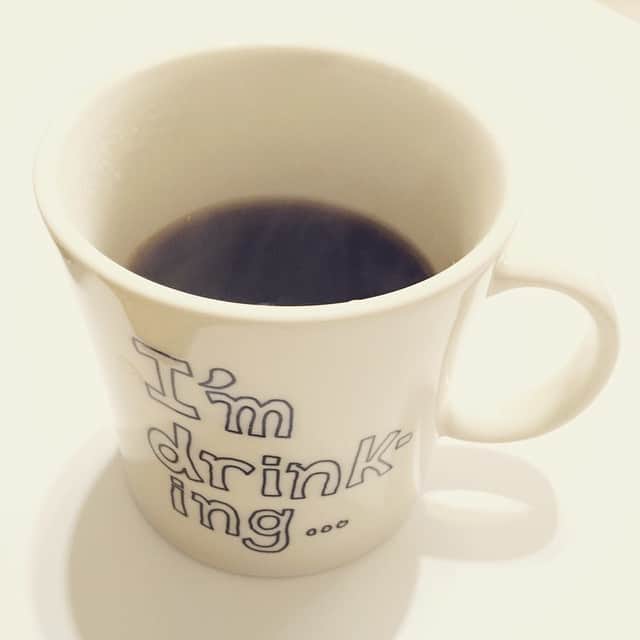 小泉深雪さんのインスタグラム写真 - (小泉深雪Instagram)「コーヒーの似合う可愛い子。#cortelarge」2月8日 12時22分 - miyuki_kizm