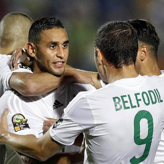 イシャク・ベルフォディルのインスタグラム：「Al-Hamdoulillah.. Très belle victoire hier, l'aventure continue #الحمدلله #TeamAlgerie #CAN2015」