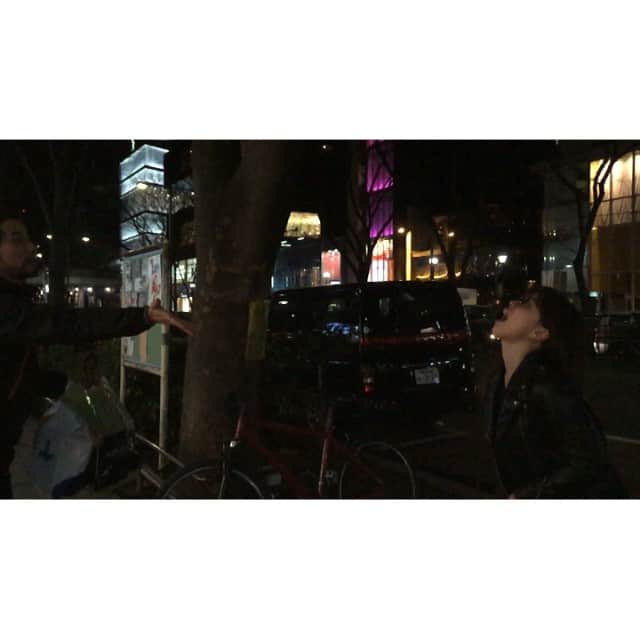 のインスタグラム：「eating .  Popcorn game !! So funny ☆  #me #jasmine #jas #ジャスミン #ジャス  #popcorn #game #fun #exciting #excite  #make #成功 #どや #スローモーション #ハマる #子供  #関西人すぐはしゃぐ #すっぴんごめんなさい。 #原宿のど真ん中でごめんなさい。#へへへ」
