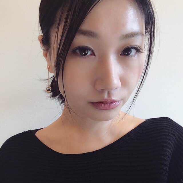 大塚愛さんのインスタグラム写真 - (大塚愛Instagram)「今日はある用事のため、とにかく清潔感メイクとシンプルで。AIO」2月7日 11時50分 - aiotsuka_official