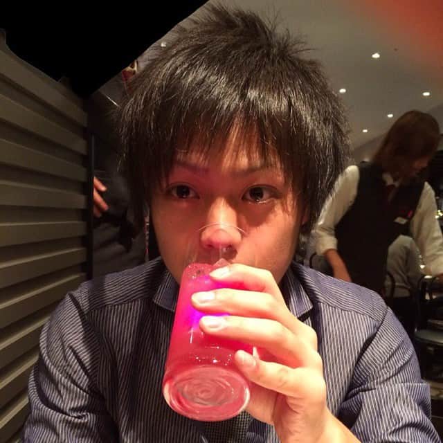 大矢英俊のインスタグラム：「弟、居酒屋ナウ(^^)／＼(^^)」