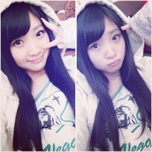 佐々木彩夏のインスタグラム：「#有安杏果 #ももいろクローバーZ  #ももクロ #Momoka #momoclo #momocloz #MomoiroCloverZ 💚」