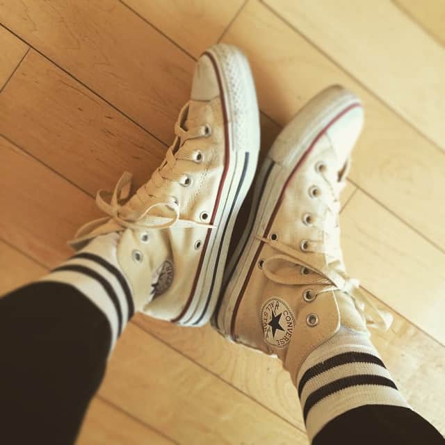 宮里藍さんのインスタグラム写真 - (宮里藍Instagram)「Converse with stripe socks kinda day:)❤︎ #converse #stripe コンバースとソックスが最近の気分‼︎☺︎❤︎ #コンバース #靴下」3月5日 11時57分 - ai_miyazato