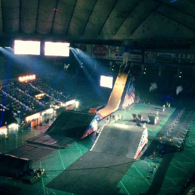 吉田愛李のインスタグラム：「#ナイトロサーカス やばかった😁💓 #nitro #circus #FMX #BMX #東京ドーム」