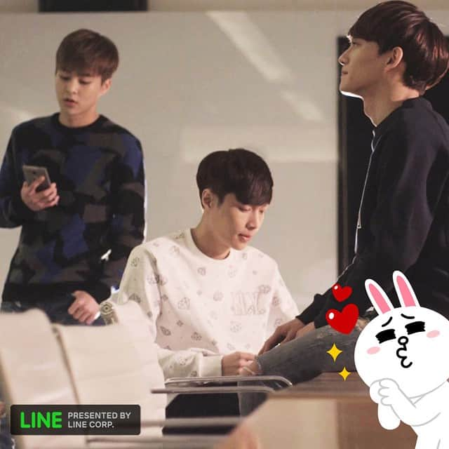 LINE FRIENDSさんのインスタグラム写真 - (LINE FRIENDSInstagram)「'EXO NEXT DOOR' coming soon! #LINE #LINEFRIENDS #Cony #LINEFRIENDSstore #EXO #XIUMIN #BAEKHYUN #DO #TAO #CHEN #SEHUN #SUHO #KAI #LAY #CHANYEOL」3月8日 14時58分 - linefriends