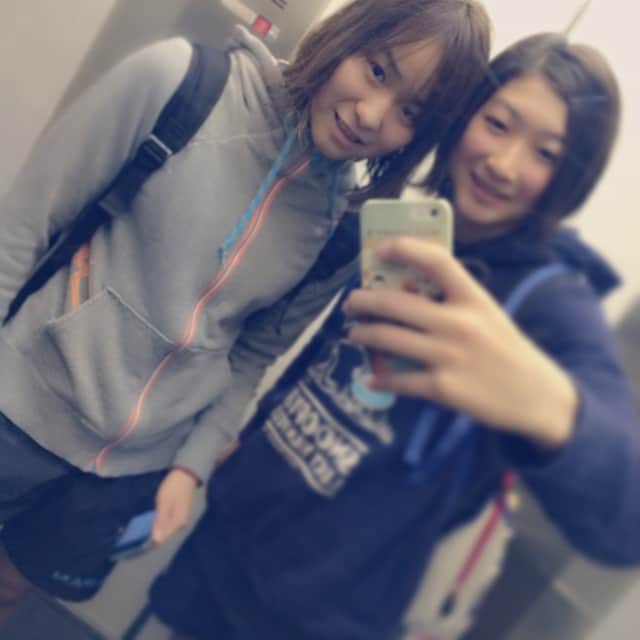 池江璃花子のインスタグラム：「4コメ東京都中学新ほんっとにおめでとう💕」
