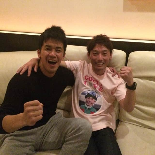 後藤浩輝のインスタグラム：「告知！ 本日の23:59から中京テレビ(名古屋ローカル)にて、【ビックラコイタ箱】が放送になります。  なお、関東ローカルでは、2/19(木)25:49〜26:19となります。 2週連続放送です！  武井壮くん、門倉健くんとの同い年トークお楽しみに！」