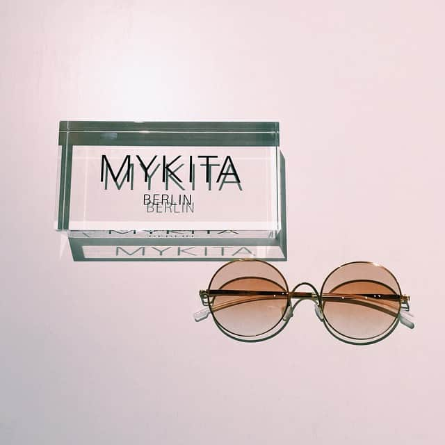 MYKITA SHOP TOKYOさんのインスタグラム写真 - (MYKITA SHOP TOKYOInstagram)「NEW IN: LITE "PRISKA" Glossygold/ Sunset Gradient.  This is a new range of colored lenses inspired by the different hues of the sky during the summertime. PRISKAのニューカラーGlossygold/ Sunset Gradientが入荷しました。こちらレンズは夏の空の異なる色合いをイメージした美しいグラデーションになっています。 #MYKITA #mykitaofficial #mykitashoptokyo #mykitashop #sunglasses #マイキータ」2月17日 18時29分 - mykitashopsjapan