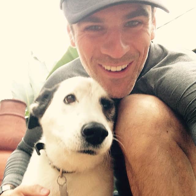 エディ・ケイヒルのインスタグラム：「My girl」