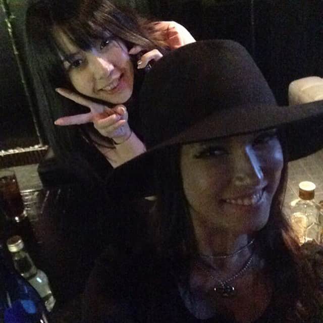 小澤マリアのインスタグラム：「BAR出勤でしたぁー♪♪ Was working at bar 😃🍸🍷🍹」