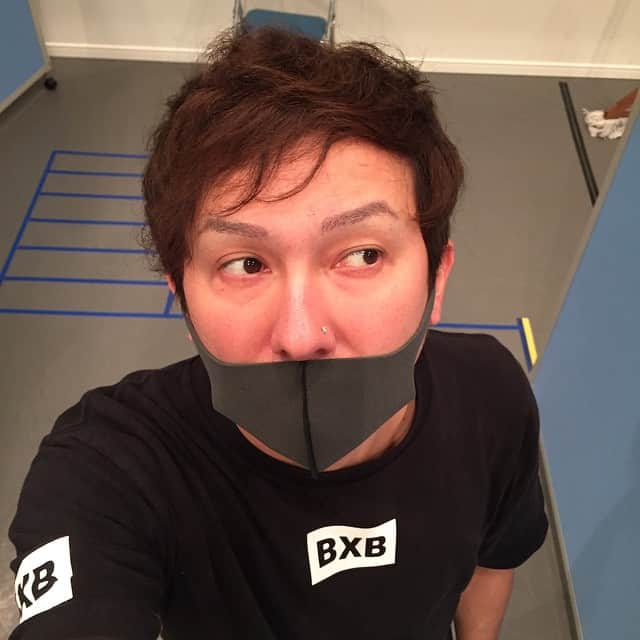 のインスタグラム：「お芝居に苦戦中…(-｡-; #issa #dapump #4BLOCKS」