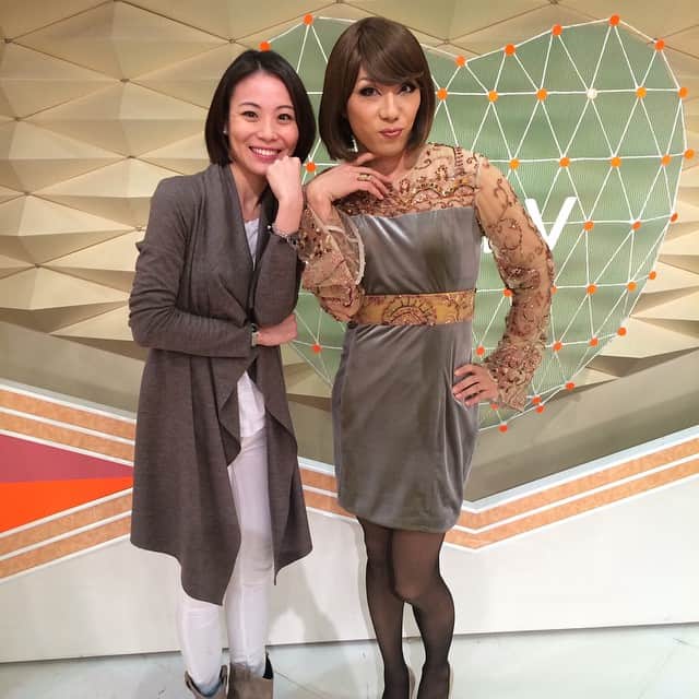 東小雪のインスタグラム：「【テレビ出演】3月24日と25日放送のEテレ ハートネットTV「20代の自殺」の収録でブルボンヌさんとご一緒させていただきました♡ 見てね！ http://www.nhk.or.jp/heart-net/tv/series/jisatsu_20.html #テレビ #ハートネットTV #20代の自殺」