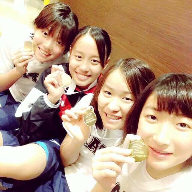 池江璃花子のインスタグラム：「試合終わり〜最後のリレーで中学新出てよかった♪  #NSW #終わり #4×100 #フリーリレー #最高に楽しかった #タグ付けイジメ」